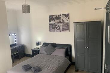 پانسیون Aspen Guest House