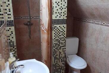 پانسیون Casa Emy