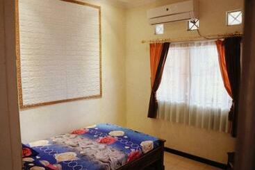 پانسیون Guest House Dissa