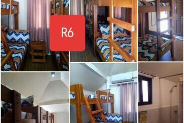 تختخواب و صبحانه Cristina Beachfront Cottages