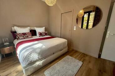 تختخواب و صبحانه O Deux Cèdres