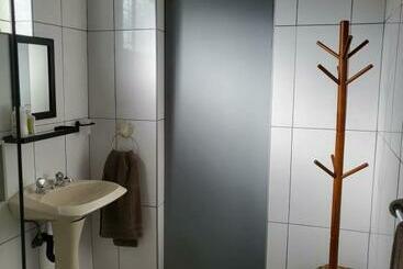 پانسیون Nikita S Self Catering Haven 2