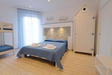 پانسیون Porto D Amare   Rooms