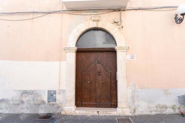 Sotto Il Castello B&b