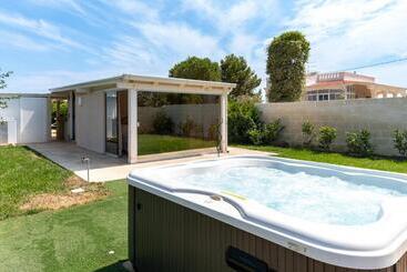 تختخواب و صبحانه Hasamami Eco Trullo, Ostuni Luxury Suite