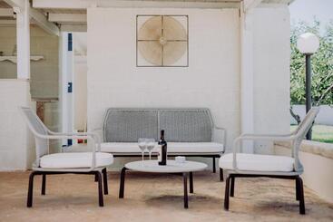 تختخواب و صبحانه Hasamami Eco Trullo, Ostuni Luxury Suite