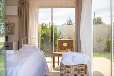 تختخواب و صبحانه Hasamami Eco Trullo, Ostuni Luxury Suite