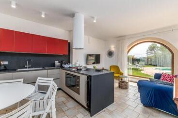 تختخواب و صبحانه Hasamami Eco Trullo, Ostuni Luxury Suite