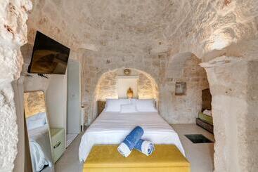 تختخواب و صبحانه Hasamami Eco Trullo, Ostuni Luxury Suite