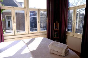 Eelhouse Private Studio