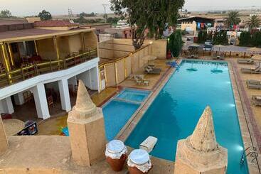 هتل Al Kasbah