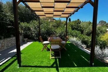 Pater Meus Suites