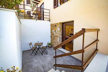 Pater Meus Suites