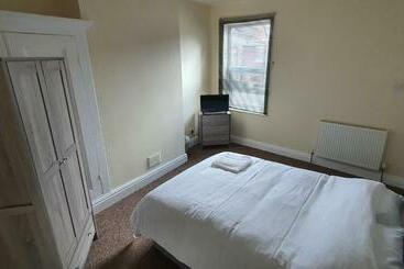 פנסיון Apartment In Central Doncaster