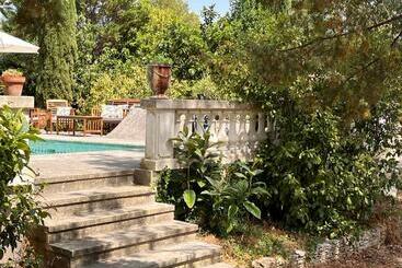 پانسیون Chambre Indépendante Avec Terrasse Privée Et Piscine