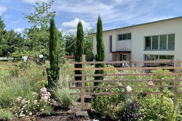 پانسیون Maison D Hôtes De Charme Le Clos De La Fontaine Piscine & Spa