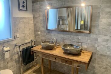 پانسیون Maison D Hôtes De Charme Le Clos De La Fontaine Piscine & Spa
