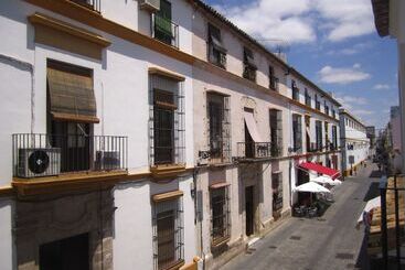 هاستل Hostal Baobab