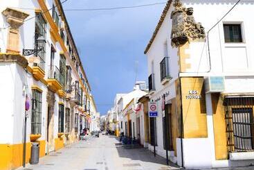 هاستل Hostal Baobab