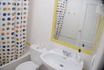 هاستل Hostal Baobab