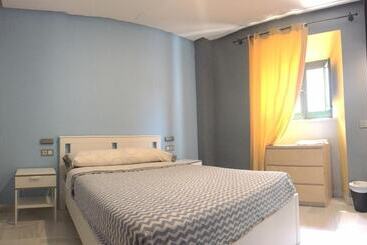 هاستل Hostal Baobab