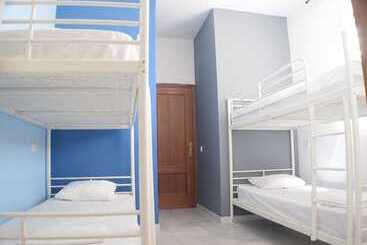 هاستل Hostal Baobab