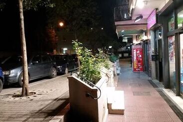 تختخواب و صبحانه Central Station Inn   Hostel