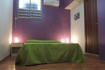 تختخواب و صبحانه Central Station Inn   Hostel