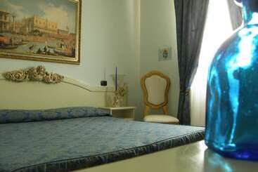 تختخواب و صبحانه Residence Meuble' Cortina