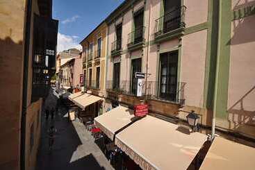 Hostal Escala Luna