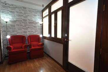 Hostal Escala Luna
