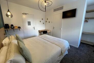 هتل Hôtel Barnea