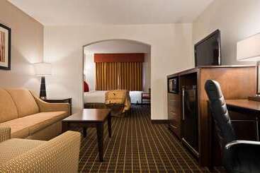 هتل Best Western Plus Eagleridge Inn & Suites