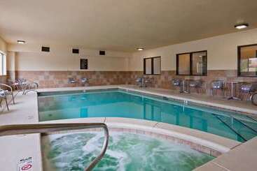 هتل Best Western Plus Eagleridge Inn & Suites