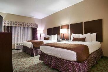 هتل Best Western Plus Eastgate Inn & Suites