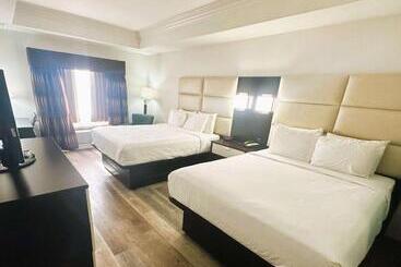 هتل Best Western Plus Jfk Inn & Suites