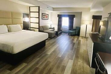 هتل Best Western Plus Jfk Inn & Suites
