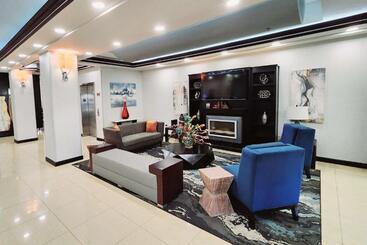 هتل Best Western Plus Jfk Inn & Suites