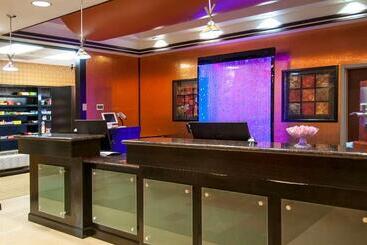 هتل Best Western Plus Jfk Inn & Suites