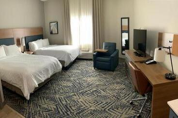 هتل Candlewood Suites Oklahoma City Moore, An Ihg
