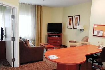 هتل Candlewood Suites Oklahoma City Moore, An Ihg