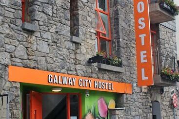 هتل Galway City Hostel   Solo Traveller Hostel