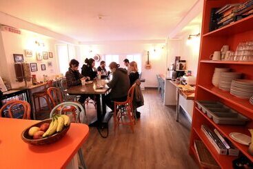 هتل Galway City Hostel   Solo Traveller Hostel