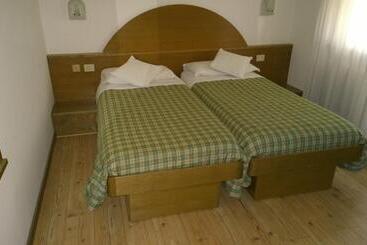 هتل La Felce Bed & Breakfast