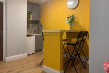هتل Lanigan S Accommodation