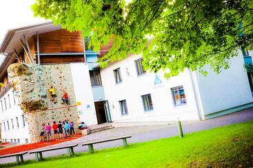 Jugendherberge Garmisch Partenkirchen   Membership Required!