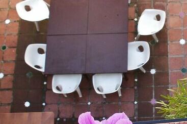 Oasis Backpackers  Hostel Granada