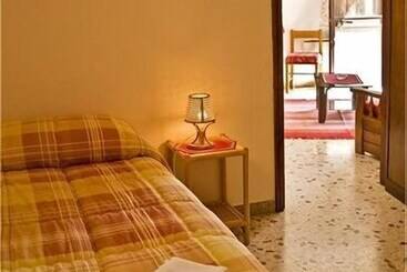 Residence Erice Pietre Antiche