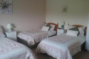 Rocksberry Bed & Breakfast