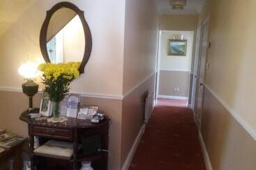Rocksberry Bed & Breakfast